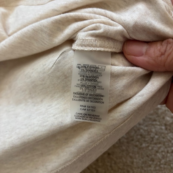 Karl Lagerfeld Womens T-shirt Cream Size Small NWOT - Picture 10 of 10